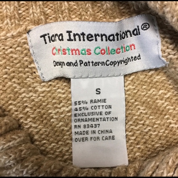 Nice Holiday knit sweater by Tiara great condition - Picture 8 of 16